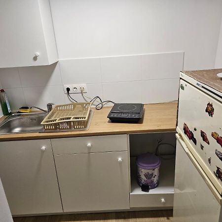 7Dab Rotten 4B2 Contactless Self Check-In Budapest Szoba fotó